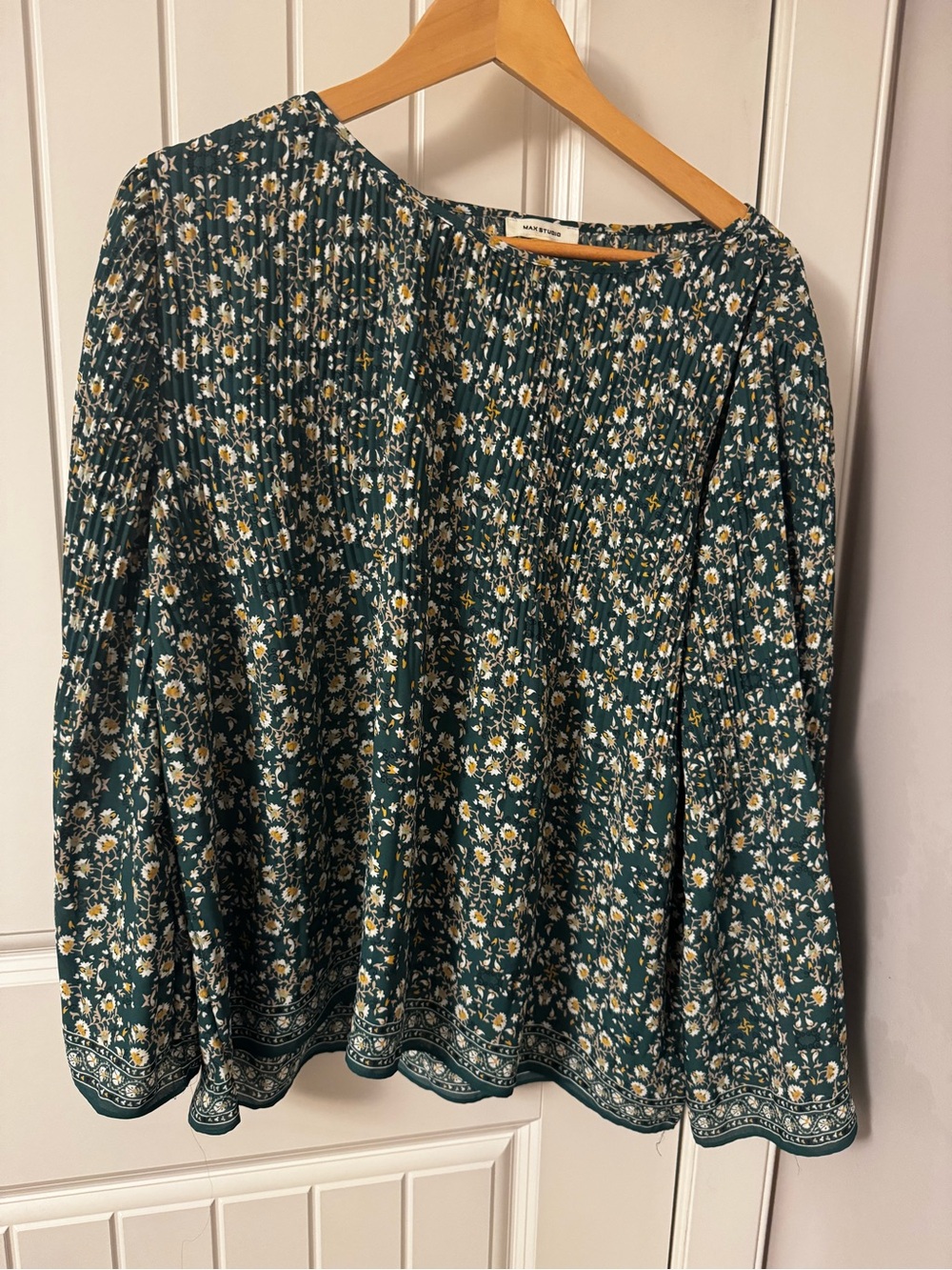 Max Studio Dark Green Floral Smocked Peasant Blouse